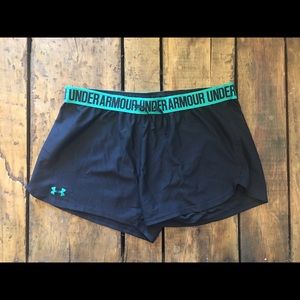 Women’s Under Armour shorts - Large